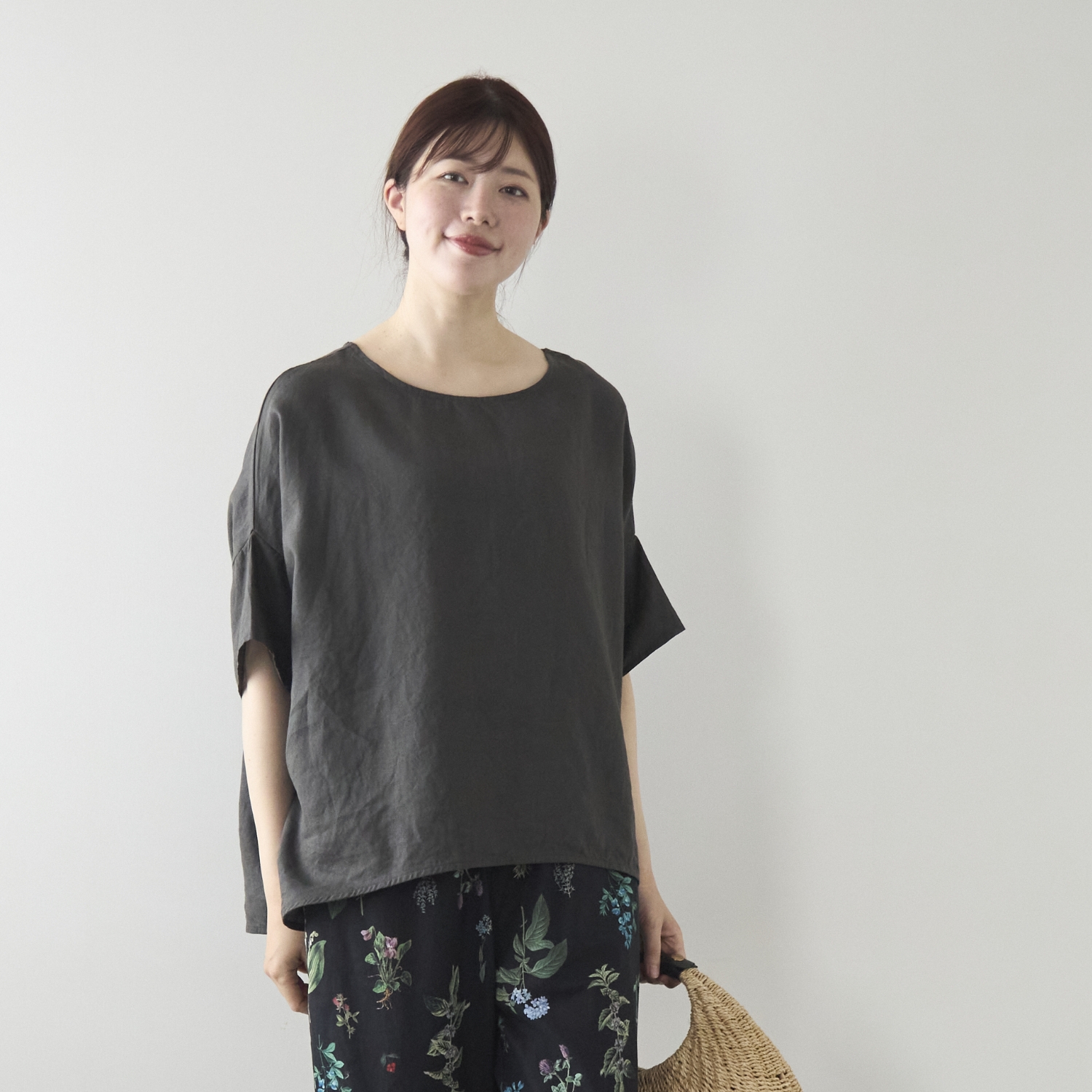 Kilka/涼しくて袖口から下着が見えにくいオーバーブラウス　リネン100
